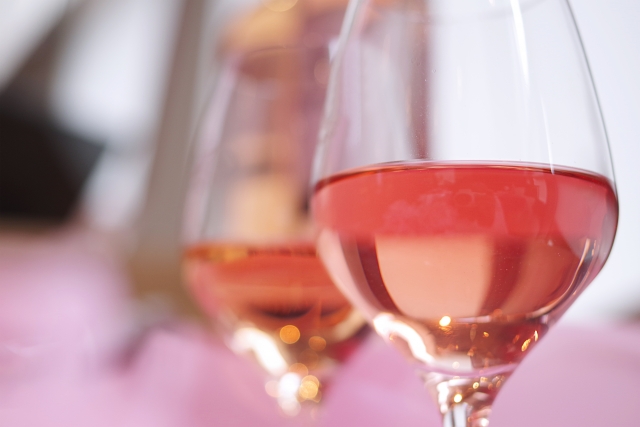知っておきたいロゼワインの基礎知識 ワインやワインイベントの総合サイト Vinoteras ヴィノテラス